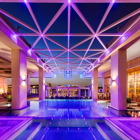 Millennium Place Doha Exterior foto The hotel's lobby