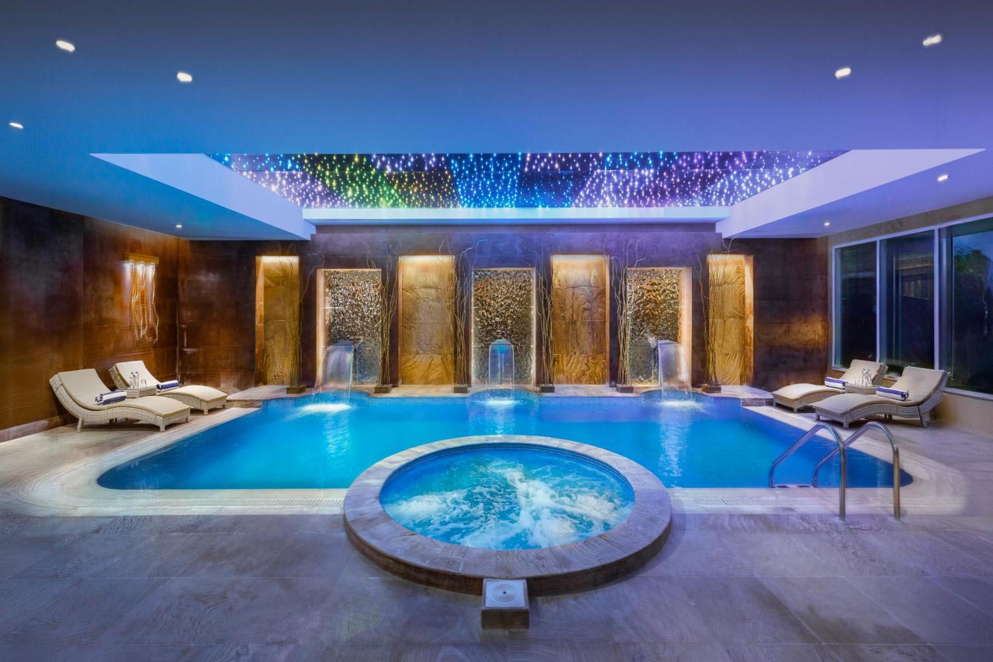 Millennium Place Doha Exterior foto Spa at the hotel