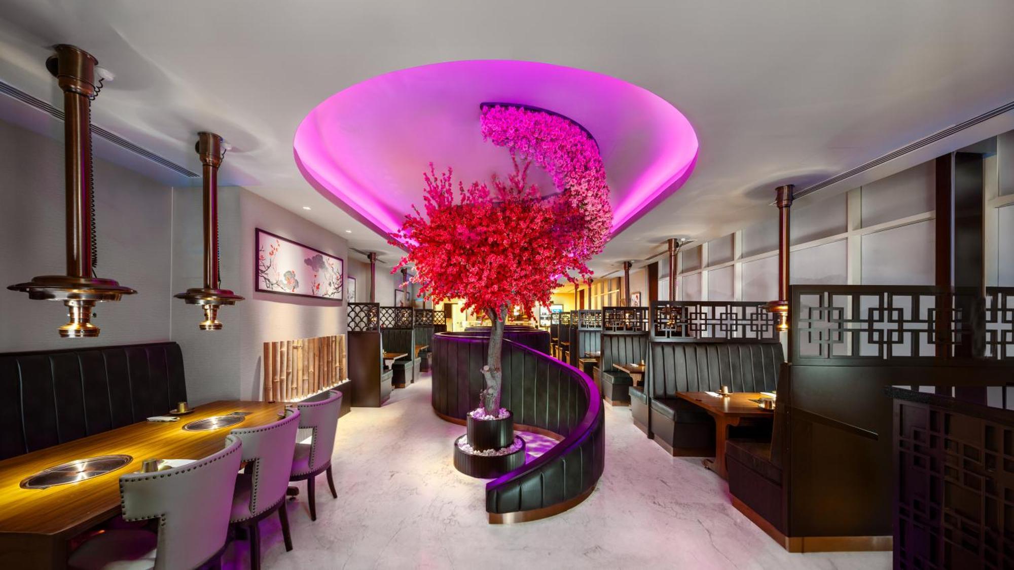 Millennium Place Doha Exterior foto Interior of Buddha Bar London